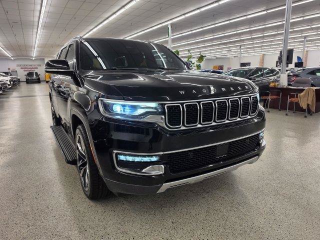 Used 2022 Jeep Wagoneer Series III w/ Premium Group I AWD/4WD image 4