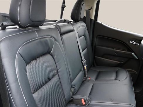 Used 2019 Chevrolet Colorado LT w/ LT Convenience Package image 17