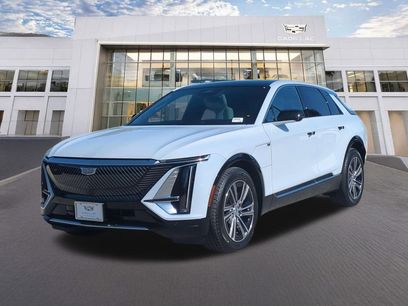 New 2026 Cadillac Lyriq Premium Luxury w/ LPO, Floor Liner Package