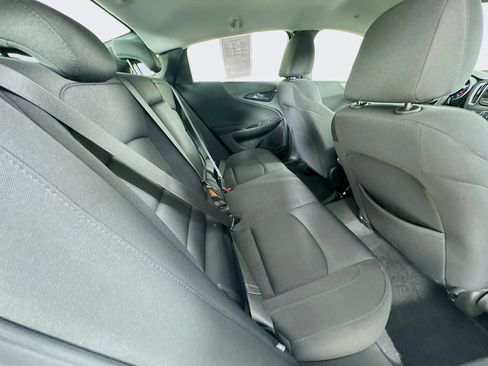 Used 2024 Chevrolet Malibu LT FWD image 32