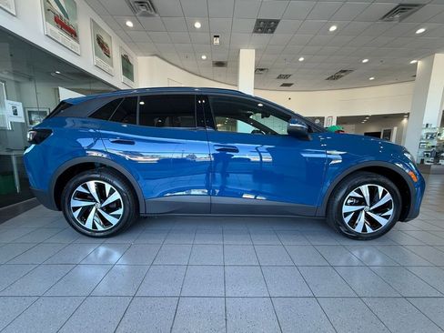 New 2026 Volkswagen ID.4 Pro image 7