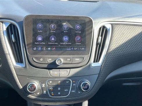 Used 2024 Chevrolet Malibu LT image 22