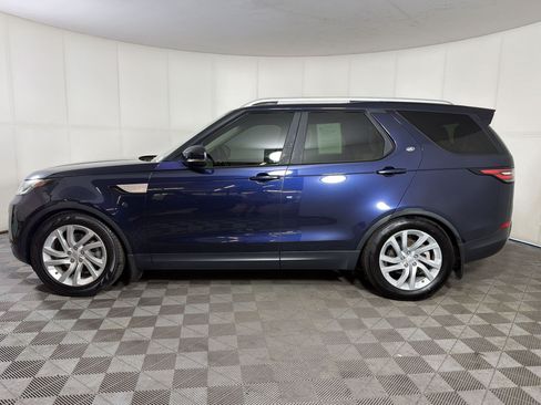Used 2018 Land Rover Discovery HSE AWD/4WD image 2