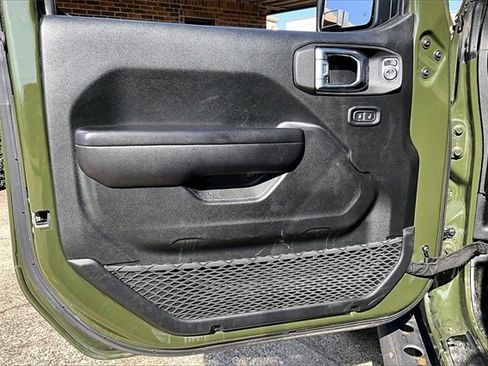 Used 2021 Jeep Wrangler Unlimited Rubicon image 17