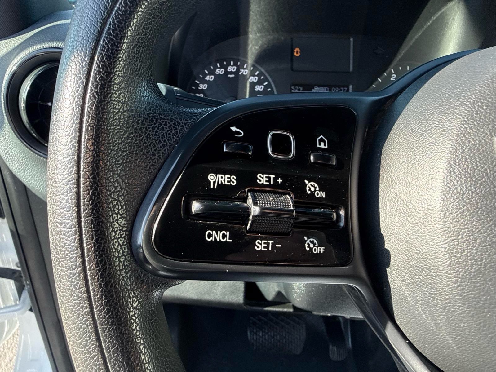 Used 2021 Mercedes-Benz Sprinter 3500 image 23
