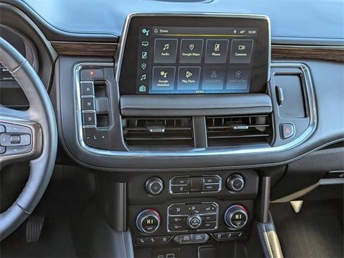 Used 2024 Chevrolet Tahoe High Country image 12