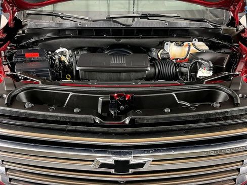 Used 2024 Chevrolet Tahoe High Country image 13