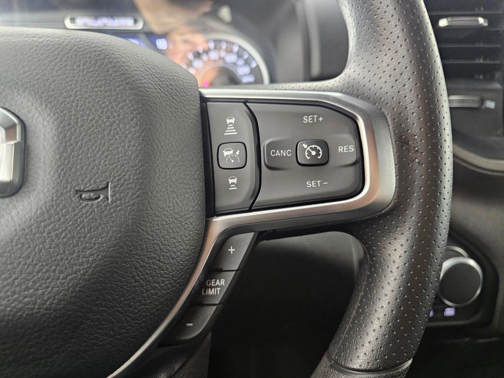 New 2026 RAM 1500 Warlock AWD/4WD image 26