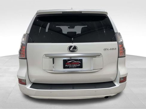 Used 2022 Lexus GX 460 Premium image 3