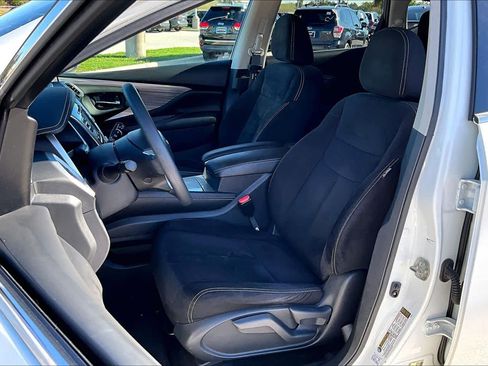 Used 2017 Nissan Murano S w/ Navigation Package image 7