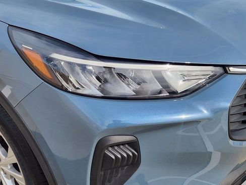 Used 2023 Ford Escape Active image 9