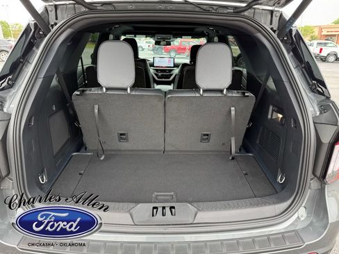 Used 2025 Ford Explorer ST-Line w/ Premium Package AWD/4WD image 20