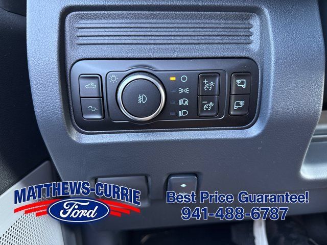 New 2026 Ford F450 Platinum w/ FX4 Off-Road Package AWD/4WD image 30