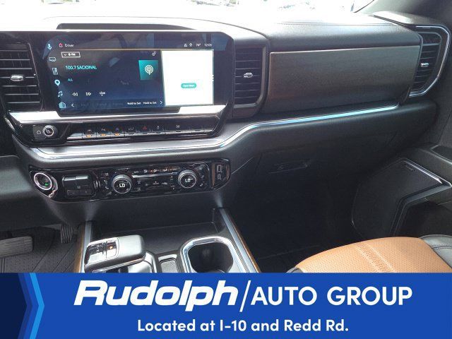 Used 2025 Chevrolet Silverado 1500 High Country AWD/4WD image 17