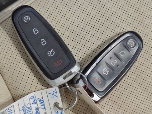 Used 2016 Lincoln MKS AWD w/ Equipment Group 101A image 18