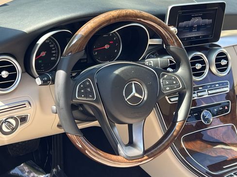 Used 2018 Mercedes-Benz C 300 4MATIC Sedan image 21