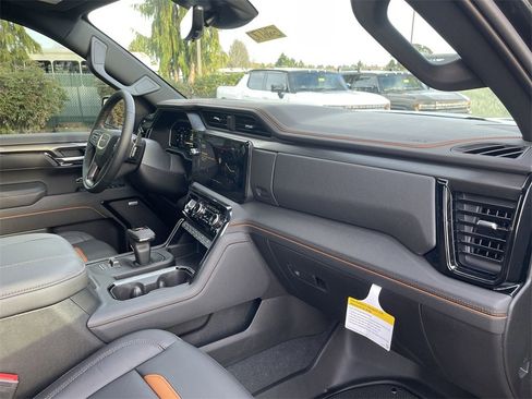 New 2026 GMC Sierra 1500 AT4 w/ AT4 Premium Package image 30