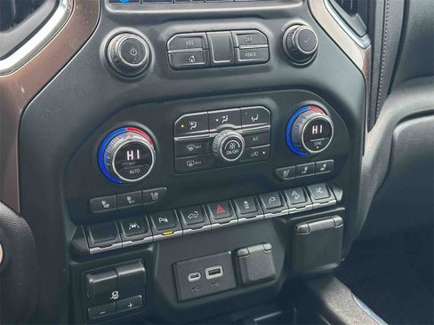 Used 2021 Chevrolet Silverado 1500 High Country w/ Safety Package II image 31