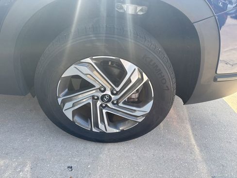 Used 2023 Hyundai Santa Fe SE image 5