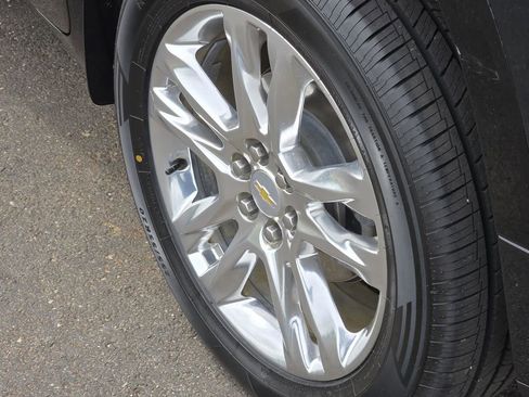 Used 2021 Chevrolet Traverse High Country w/ LPO, Floor Liner Package AWD/4WD image 51