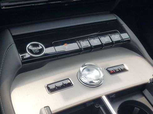 New 2027 Lincoln Navigator Reserve w/ Jet Appearance Package AWD/4WD image 25