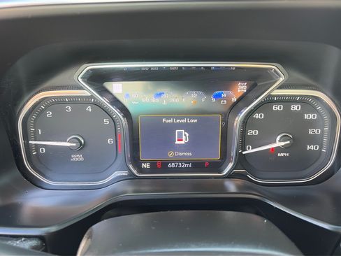 Used 2021 GMC Yukon Denali AWD/4WD image 8