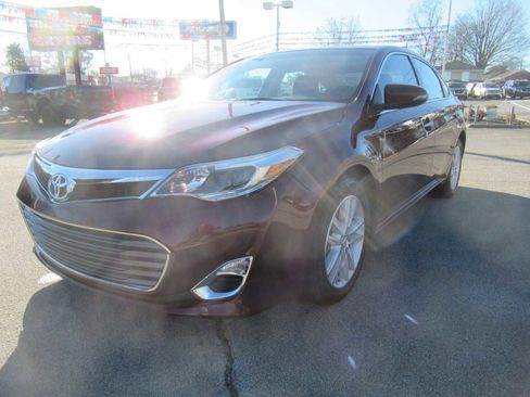 Used 2015 Toyota Avalon XLE Premium image 1