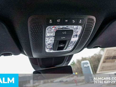Used 2025 Mercedes-Benz GLE 350 4MATIC image 33