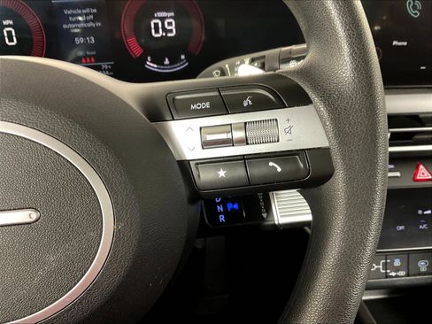 Used 2025 Hyundai Sonata SEL FWD image 12