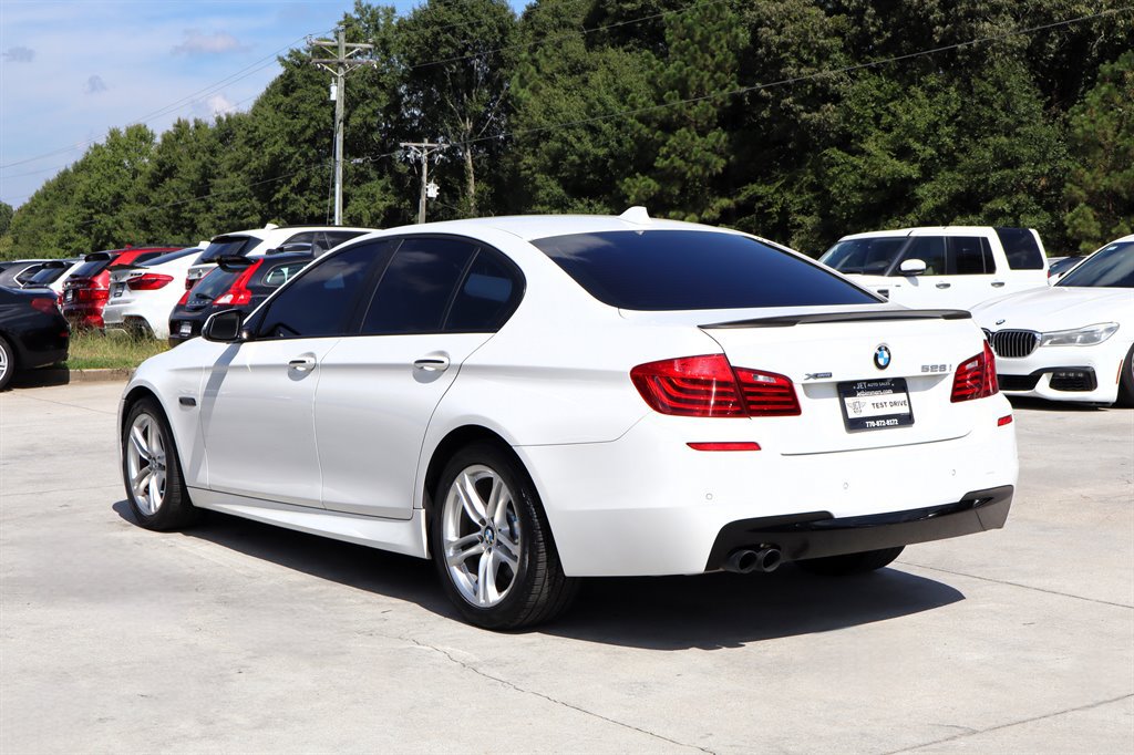 Used 2015 BMW 528i xDrive Sedan AWD/4WD image 5