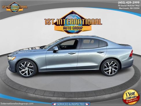 Used 2019 Volvo S60 T6 Momentum w/ Premium Package image 5