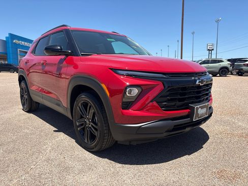 New 2026 Chevrolet TrailBlazer LT w/ Convenience Package FWD image 8