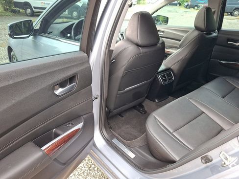 Used 2015 Acura TLX V6 image 19