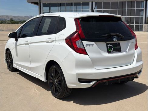 Used 2018 Honda Fit Sport image 6