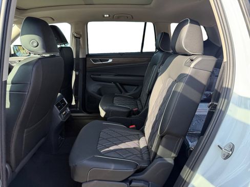 New 2026 Volkswagen Atlas SEL Premium R-Line image 16