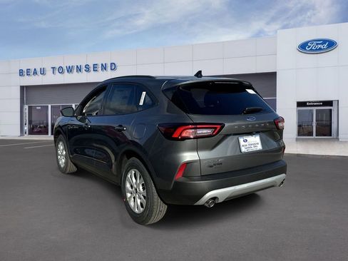 New 2025 Ford Escape Active image 3