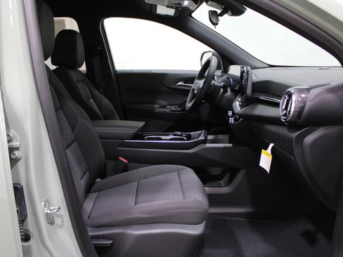 New 2026 Chevrolet Equinox LT w/ Midnight Edition image 31