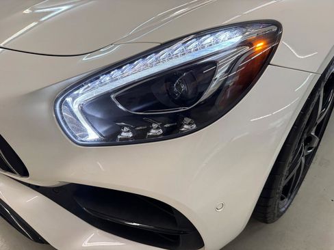 Used 2018 Mercedes-Benz AMG GT Roadster w/ Lane Tracking Package image 27