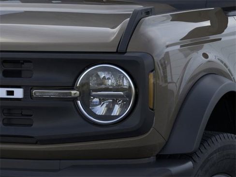 New 2025 Ford Bronco 2-Door image 20