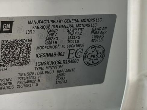 Used 2020 Chevrolet Suburban Premier image 26