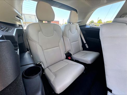 Used 2025 Volvo XC90 T8 Ultra w/ Protection Package Premier AWD/4WD image 30