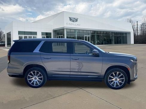 Used 2021 Cadillac Escalade Premium Luxury Platinum AWD/4WD image 2
