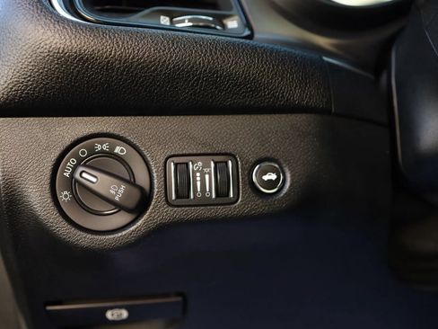 Used 2016 Dodge Challenger R/T w/ Blacktop Package RWD image 15