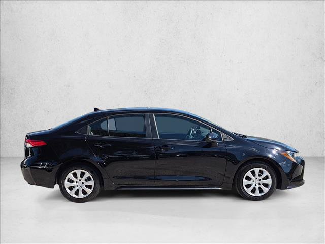 Used 2024 Toyota Corolla LE FWD image 4