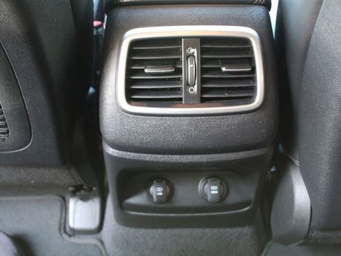 Used 2016 Kia Sorento EX FWD image 14