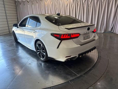 Used 2018 Toyota Camry XSE w/ Driver Assist Package FWD image 7