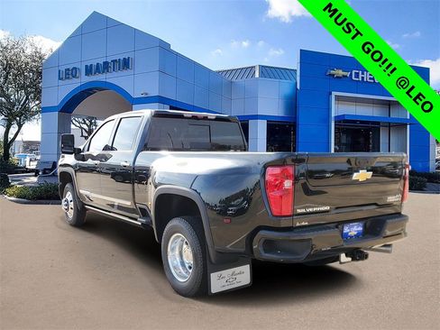 New 2025 Chevrolet Silverado 3500 High Country w/ High Country Premium Package image 4