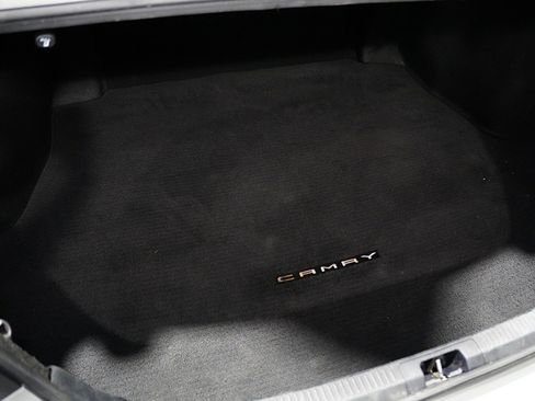 Used 2021 Toyota Camry SE w/ Carpet Mat Package (TMS) image 22