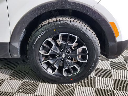 Used 2024 Hyundai Santa Cruz SEL w/ Activity Package image 9