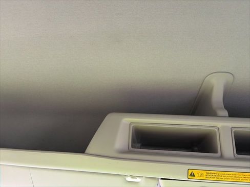 Used 2019 Ford Transit 350 XL image 17